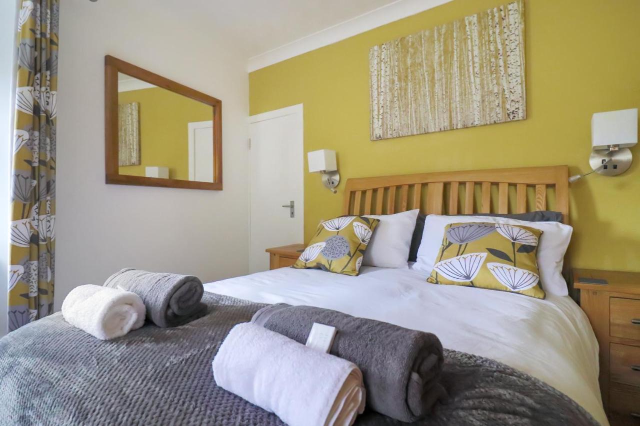 Whinstone Holiday Home In Falkland - Sleeps 8 Екстериор снимка