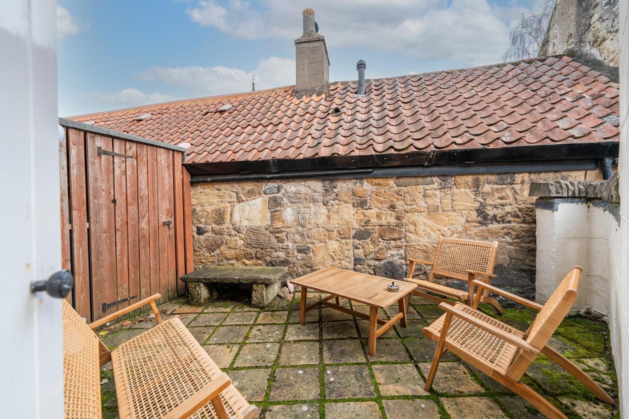 Whinstone Holiday Home In Falkland - Sleeps 8 Екстериор снимка