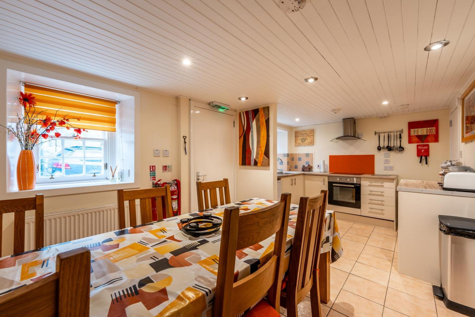 Whinstone Holiday Home In Falkland - Sleeps 8 Екстериор снимка